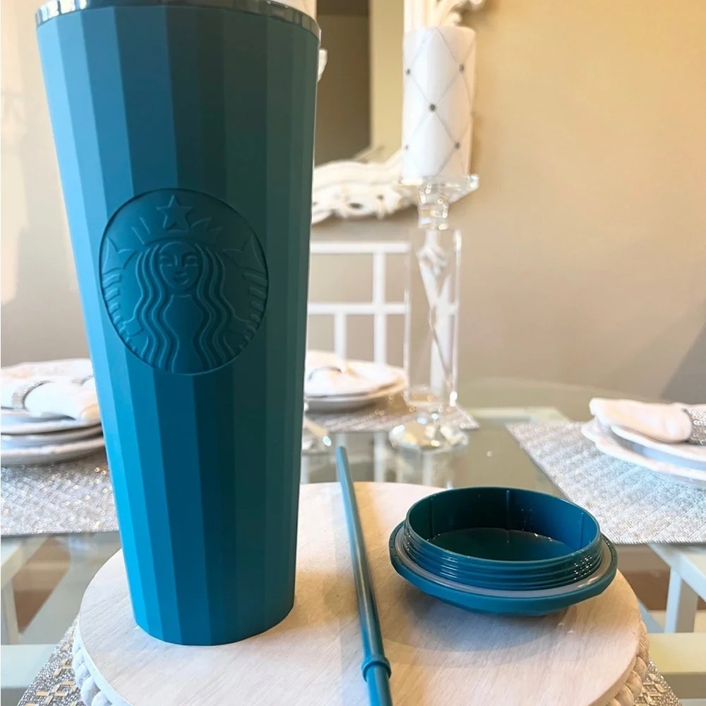 π Starbucks Matte Teal Aqua Dark Turquoise Blue Venti Tumbler NEW Overseas HTF - Picture 8 of 11